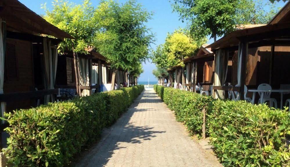 Girasole Eco Family Village Фермо Екстериор снимка
